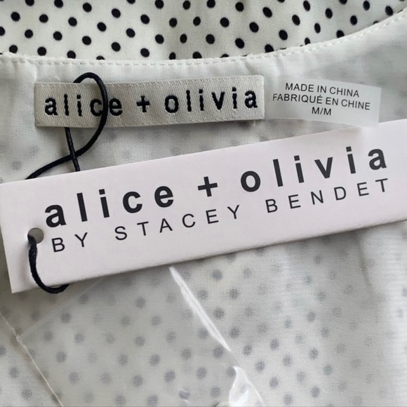 💋NWT Alice & Olivia Smocked Sleeveless Dot Print Plunge Blouse - Picture 15 of 15